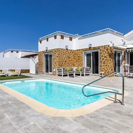 Casa Lottie Ла-Гирра